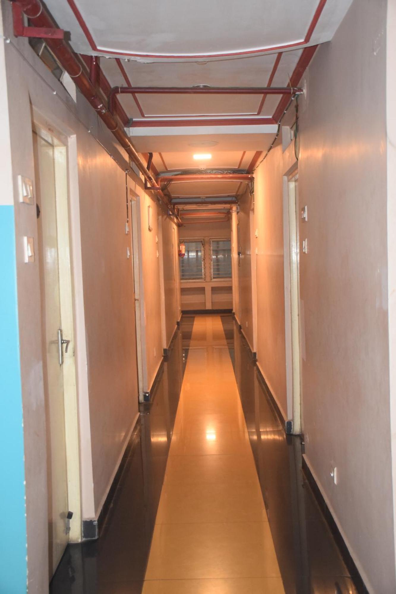 Starline Hotel Agartala Exterior foto